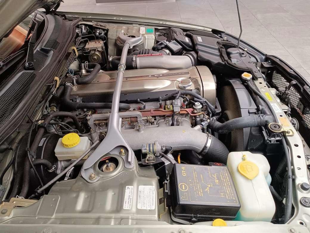 Vehicle gallery image 4